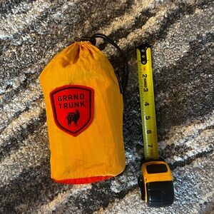 Grand Trunk Weightless Compact Parasheet Beach Blanket with Storage Bag; 80x77”